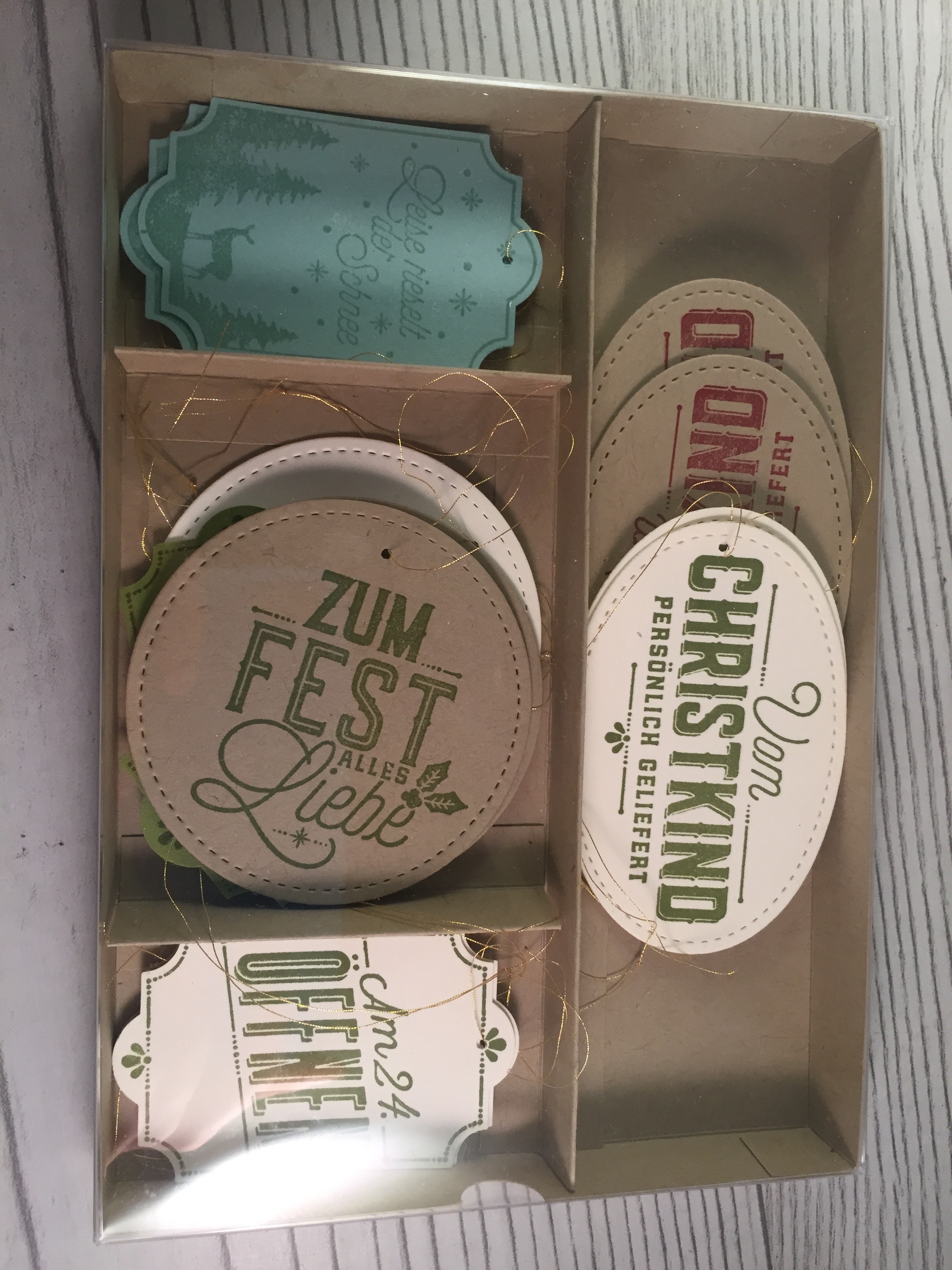 Weihnachtliche Etiketten 4.jpg